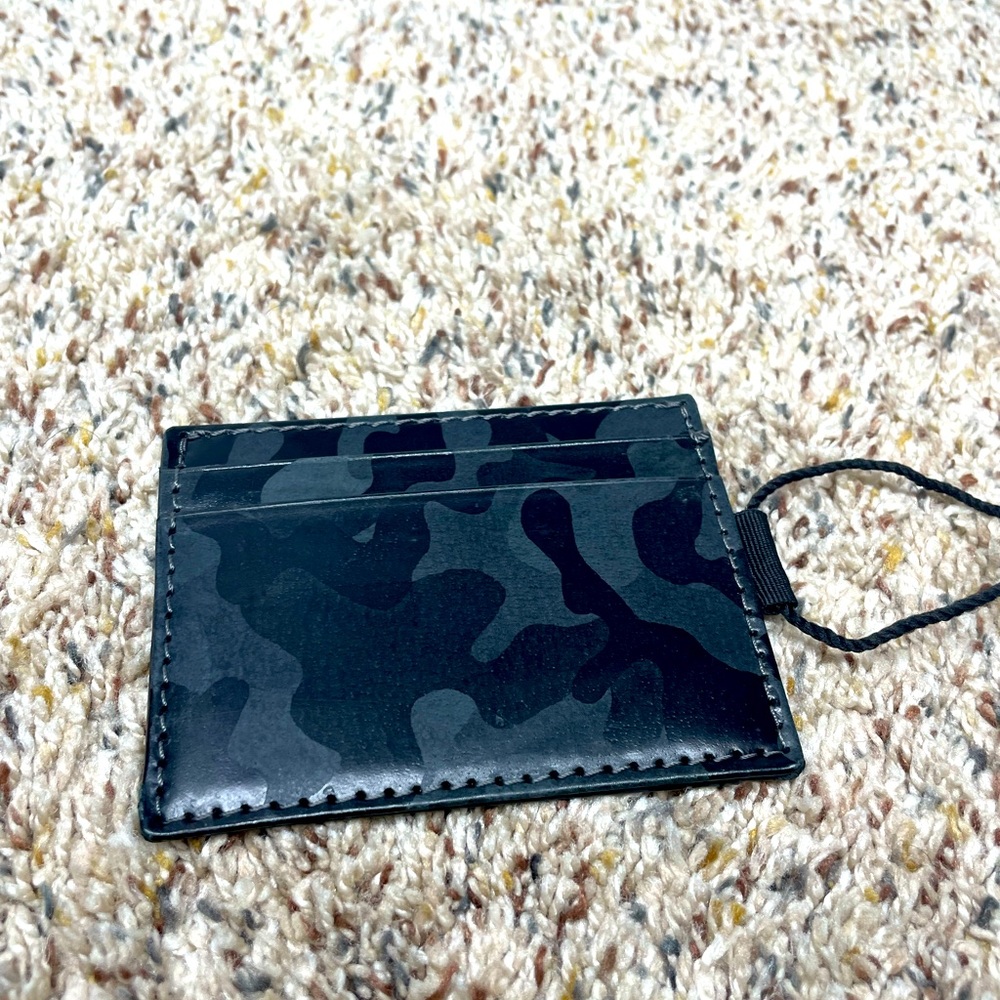 RFID-Blocking George Leather Wallet + ID Window